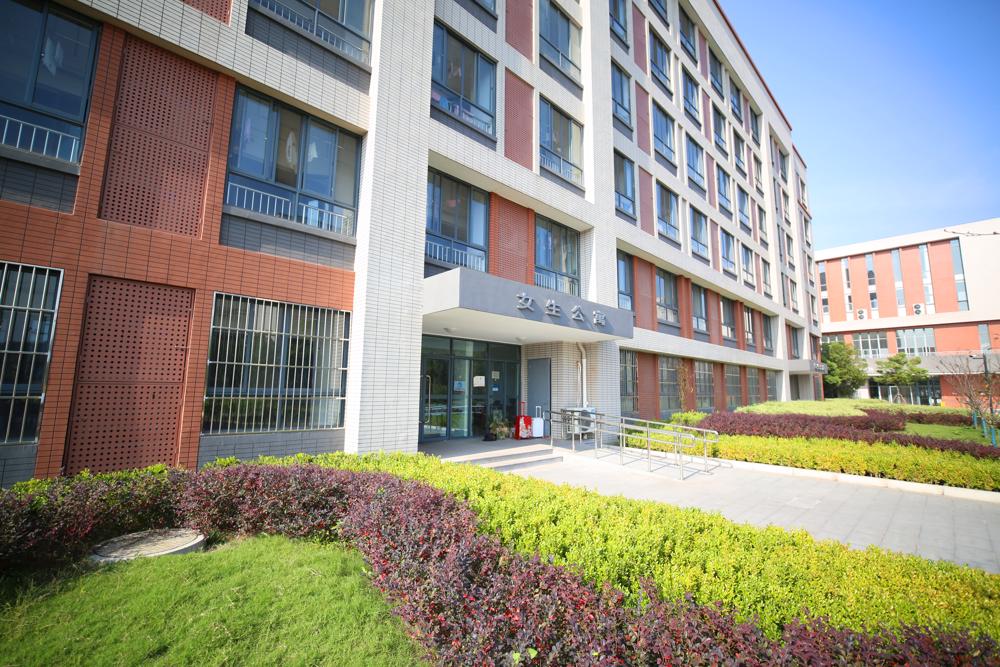 学生宿舍.jpg